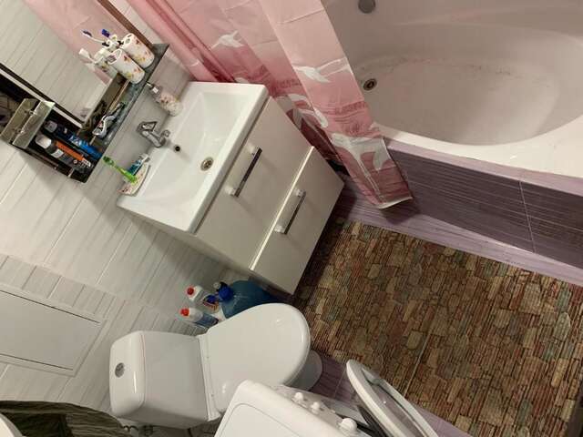 Апартаменты Студия Люкс крупногабаритная в самом центре Мариуполя Мариуполь-23